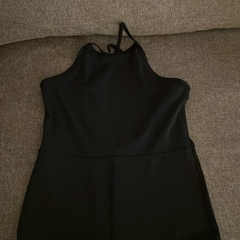 Aritzia Wilfred jumpsuit with cross in back